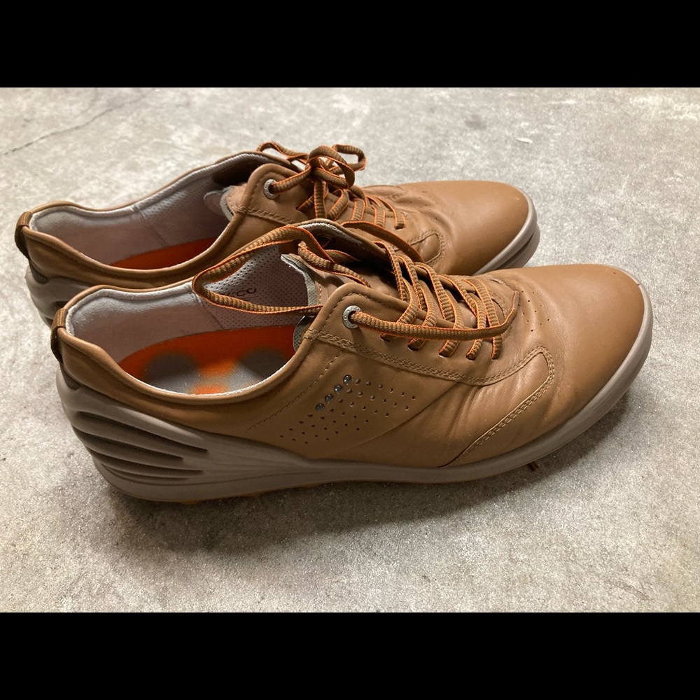 NEW - ECCO size 12 men’s golf shoes